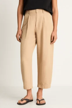 Apiece Apart Bari Crop Trouser - Desert