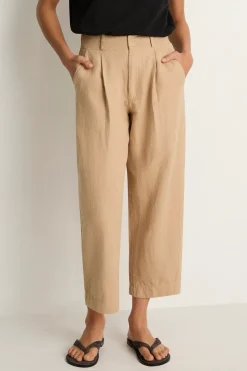 Apiece Apart Bari Crop Trouser - Desert