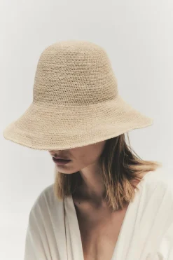 Janessa Leoné Teagan Bucket Hat - Natural