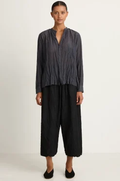 Pas De Calais Botanical Dye Blouse With Front Pocket - Green