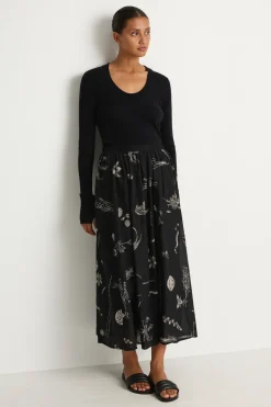 Pas De Calais Plant Growth Print Skirt - Black