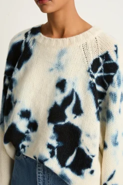 Suzusan Cashmere Hand Knit Raglan Pullover - Black / Natural White